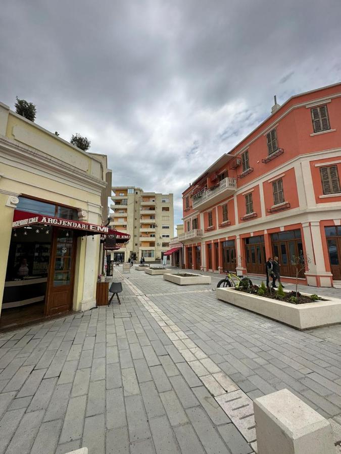 Central Charm Apartments Vlorë Eksteriør bilde