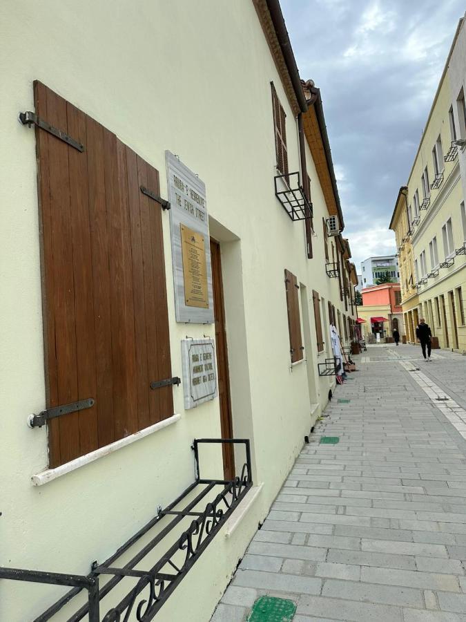 Central Charm Apartments Vlorë Eksteriør bilde